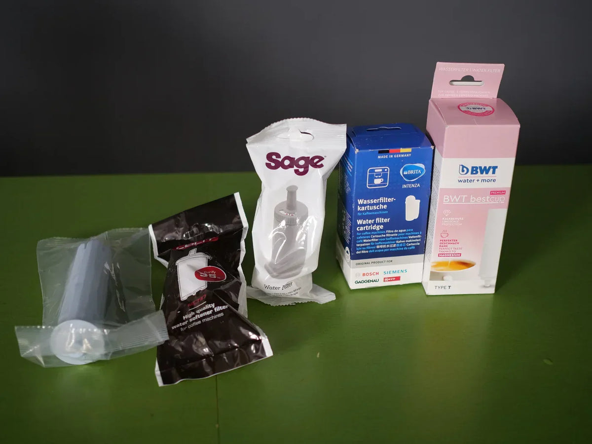 Wasserfilterpatronen und Steckwasserfilter im Test