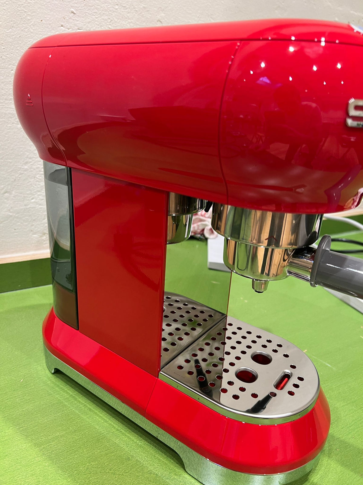 Smeg ECF01 (Espressomaschine)